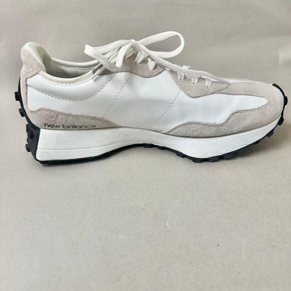 New Balance 327 sneakers in Nightwatch Green crocodile womens size‎ 9.5 Euro 40 - Picture 16 of 16